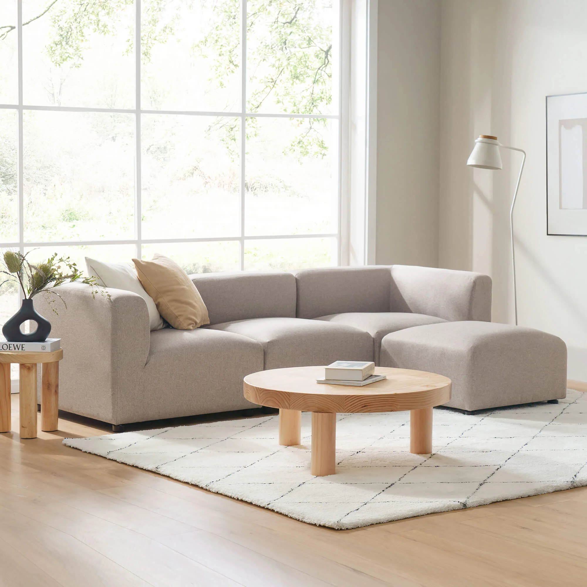 Luca Reversible Chaise Sectional Sofa - Image 27